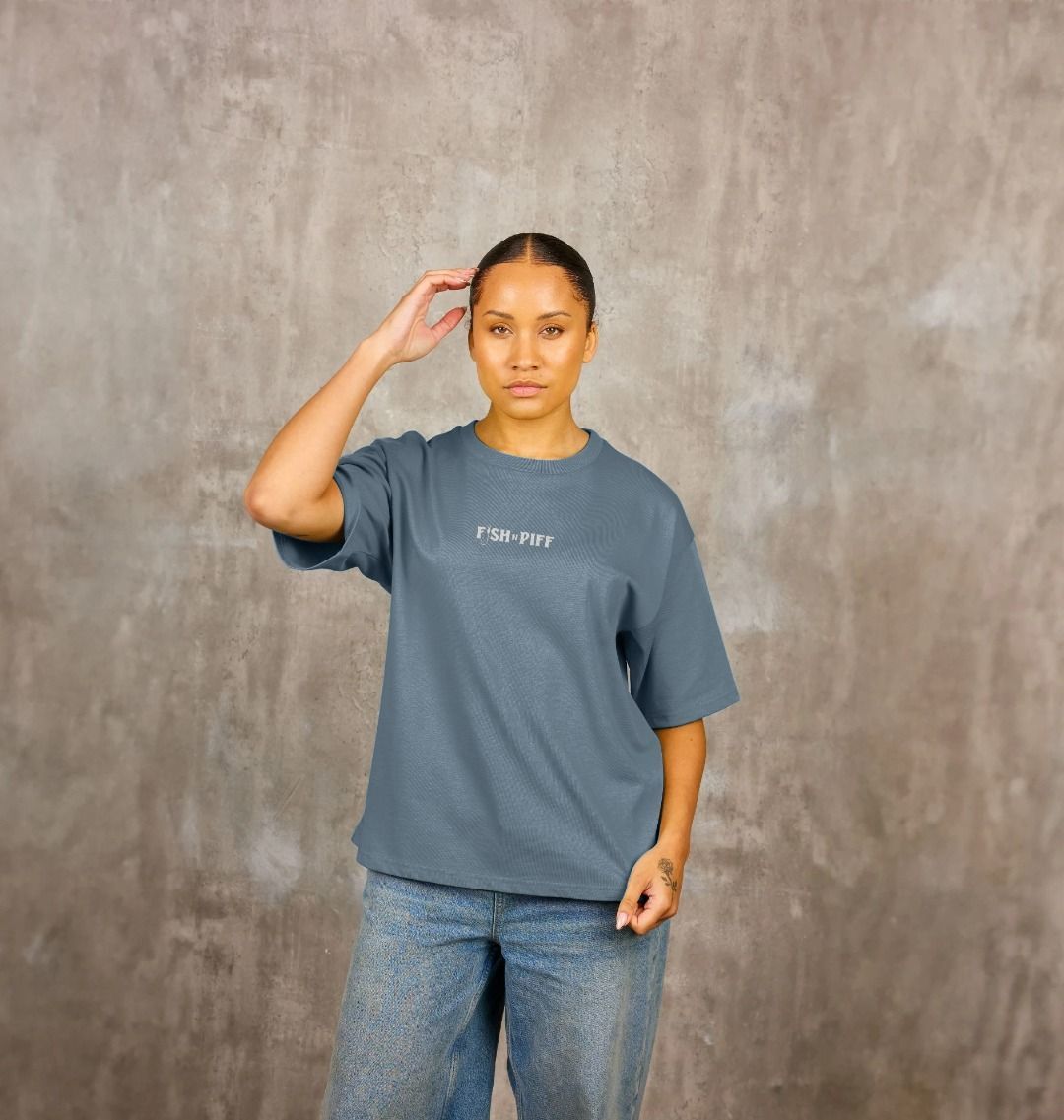 FISH PUFF PASS - Women's Oversized T White Box Logo